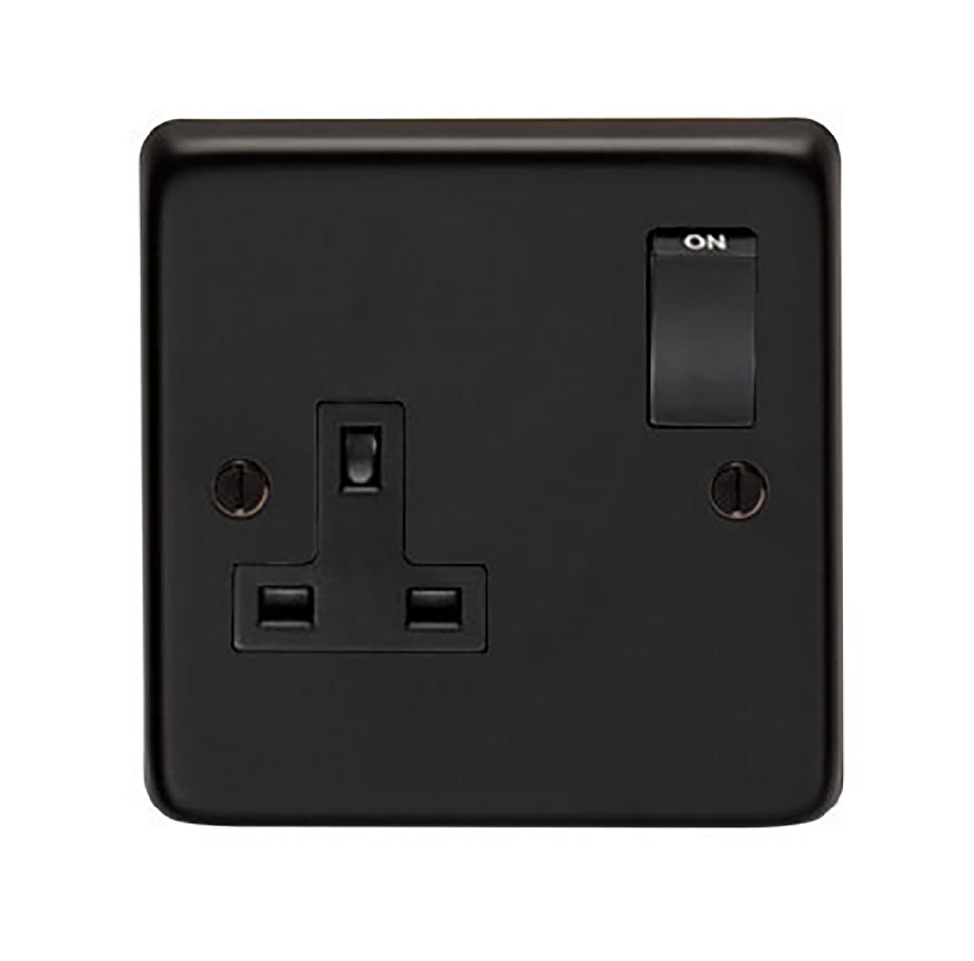 MB Single 13 Amp Switched Socket