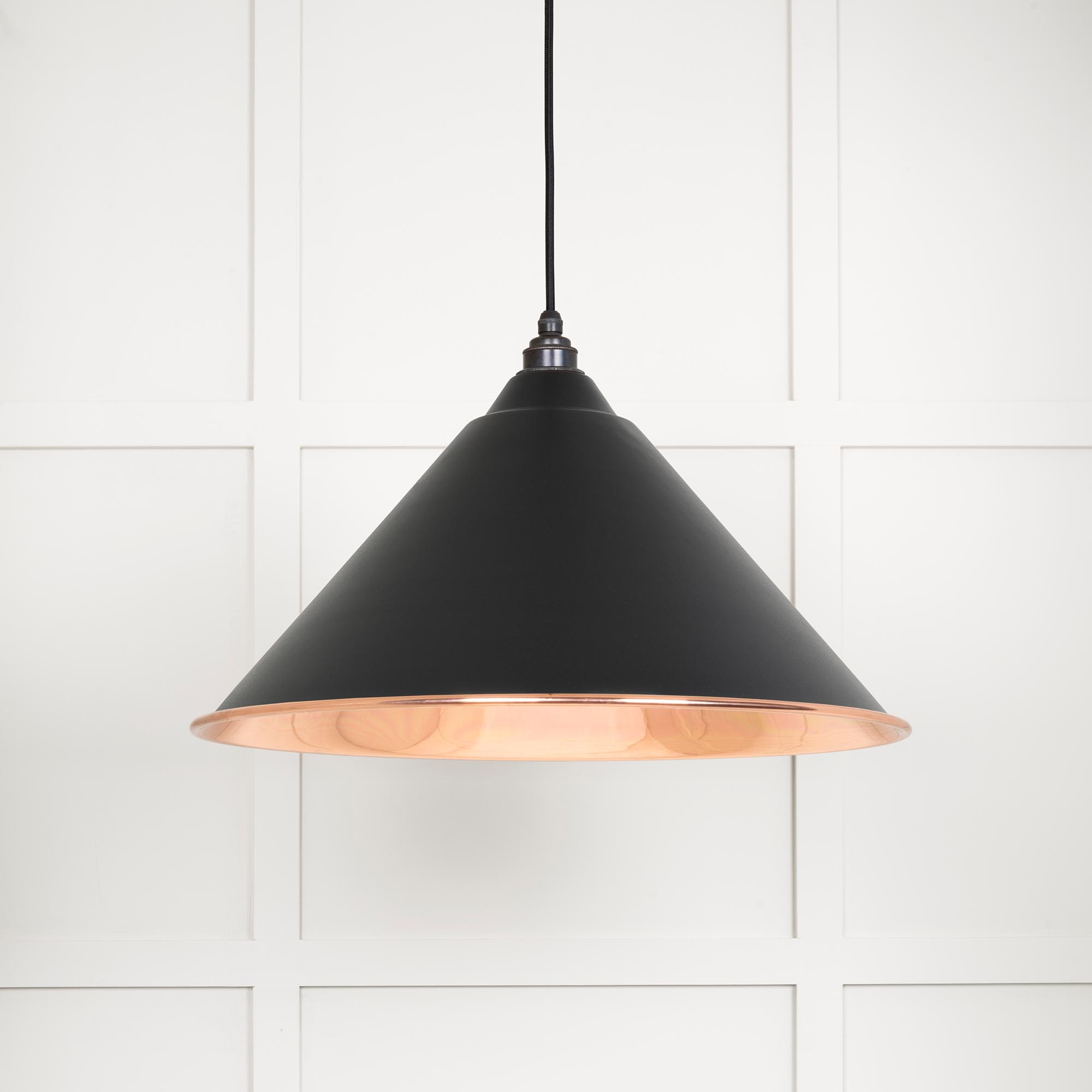 Smooth Copper Hockley Pendant in Elan Black