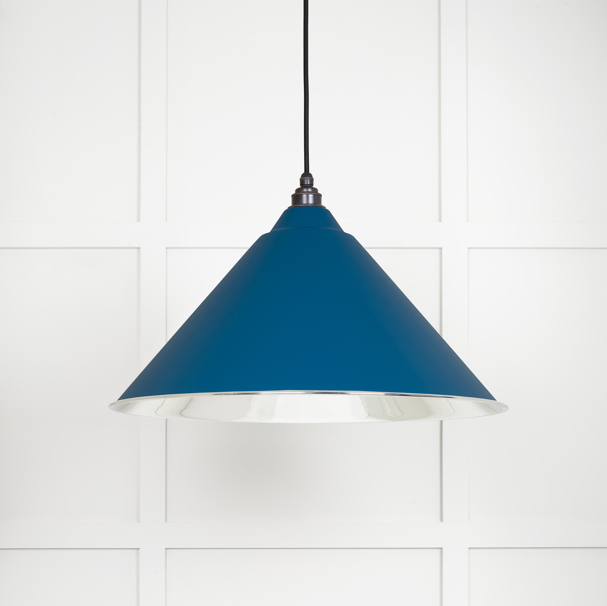 Smooth Nickel Hockley Pendant in Upstream