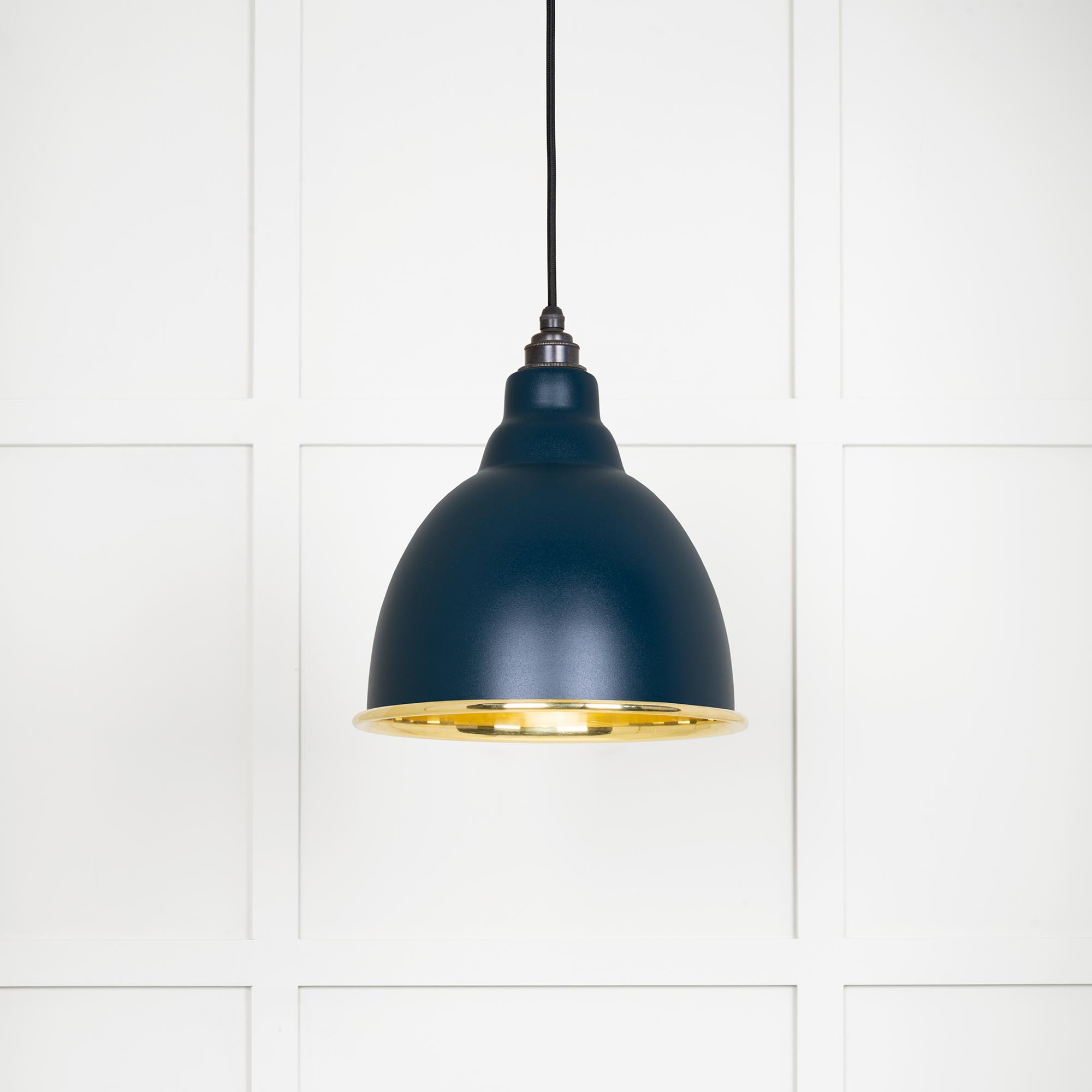 Smooth Brass Brindley Pendant in Dusk