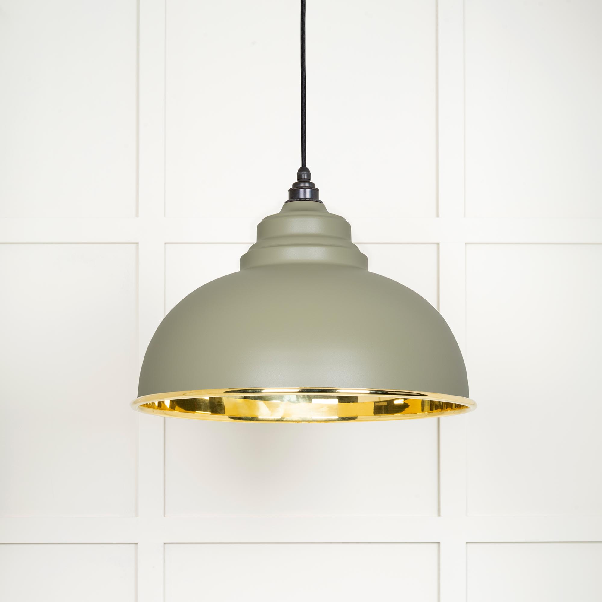 Smooth Brass Harborne Pendant in Tump