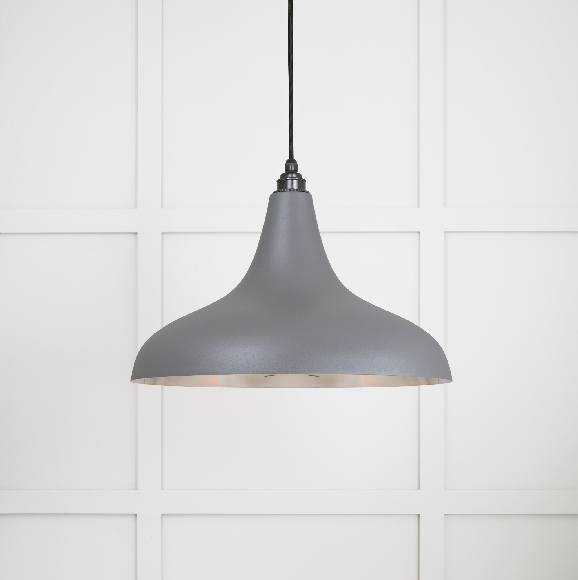 Smooth Nickel Frankley Pendant in Bluff