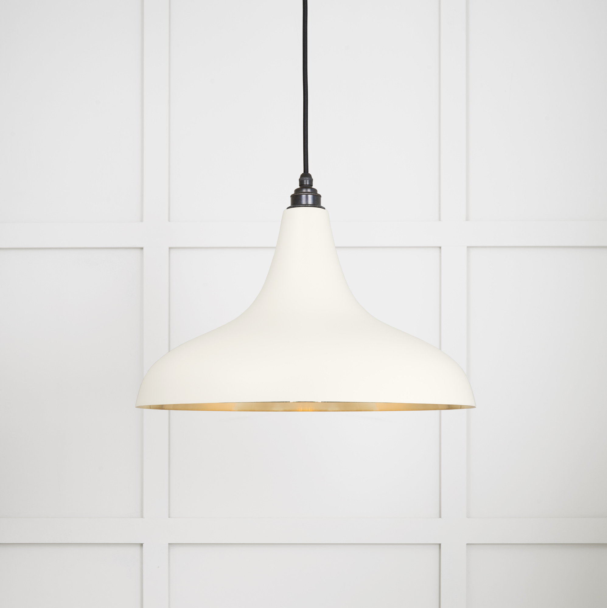 Smooth Brass Frankley Pendant in Teasel