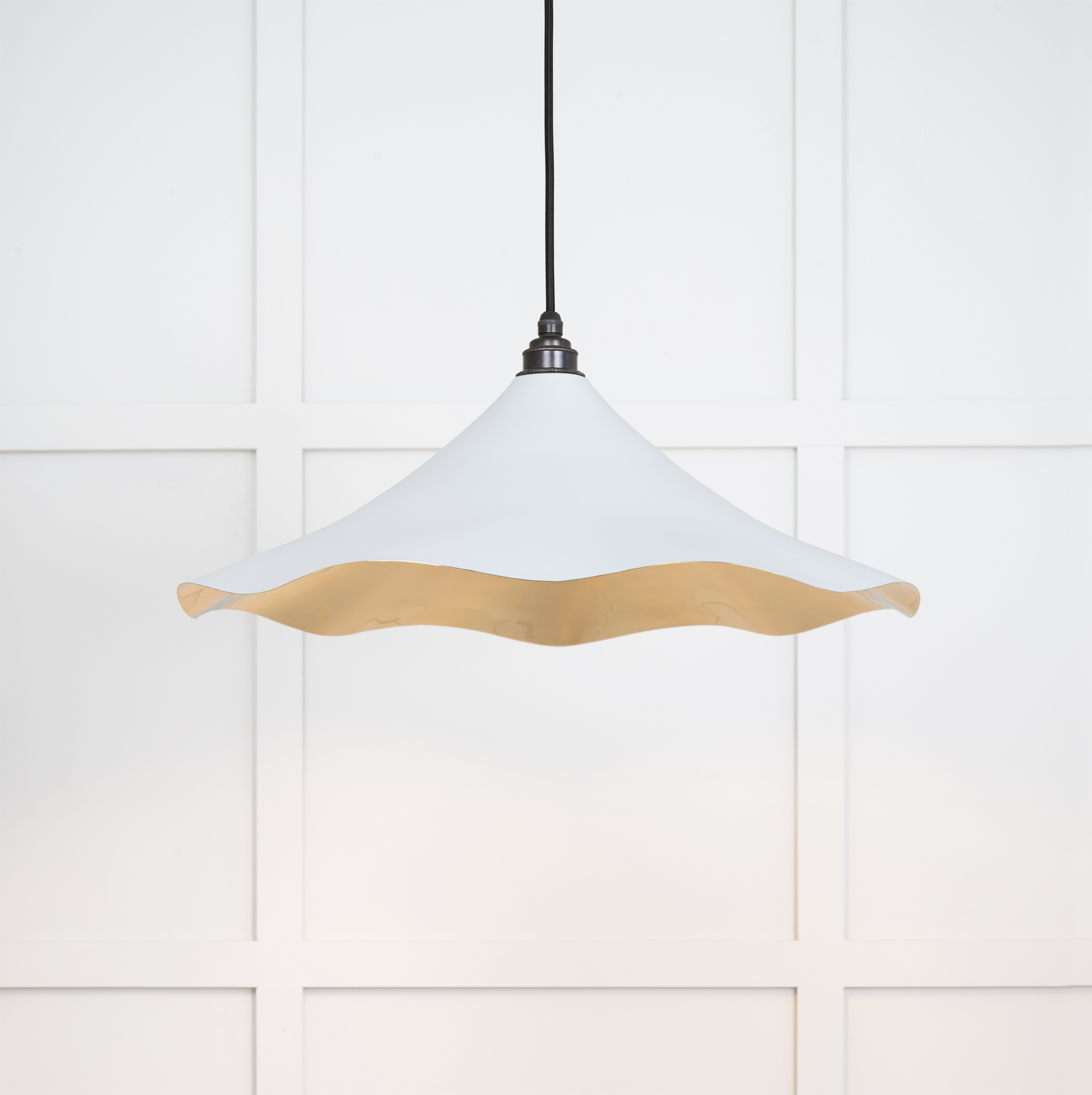 Smooth Brass Flora Pendant in Birch