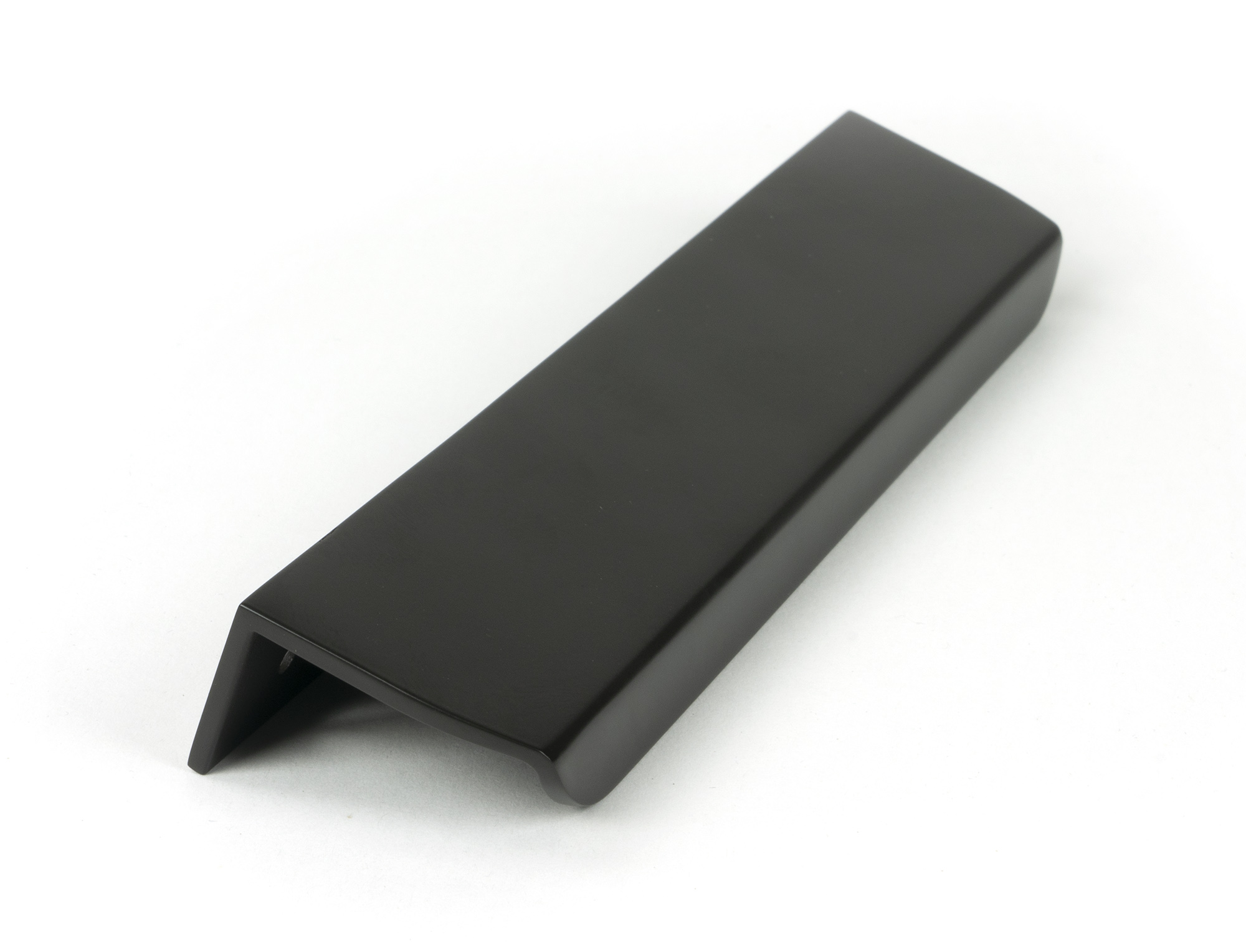 Aged Bronze 200mm Moore Edge Pull