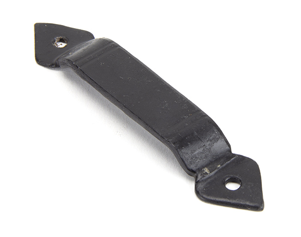 External Beeswax Gothic Screw on Staple